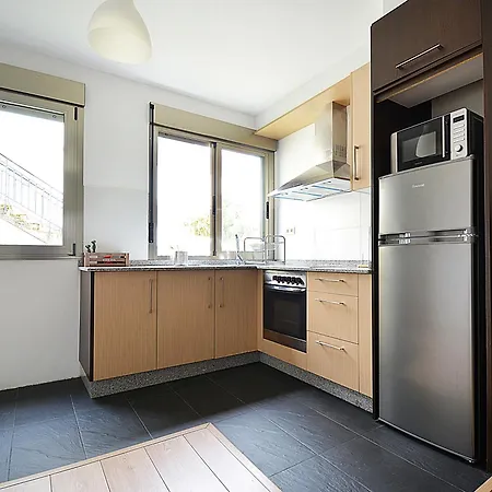 Con Terraza En San Vicente Apartament *